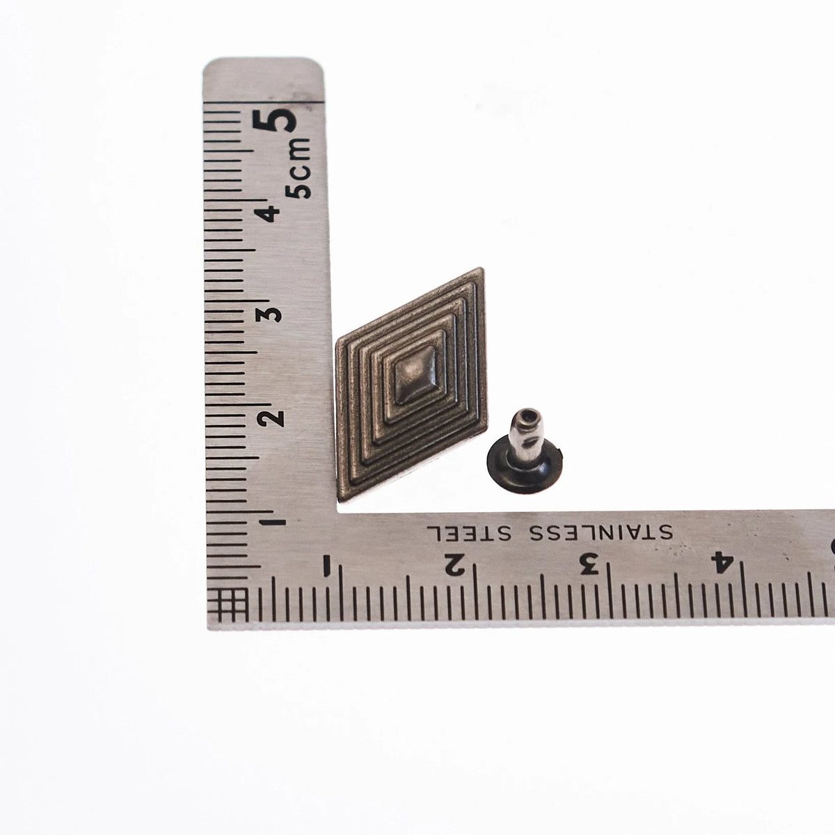 飾りカシメ 21.5×13.5mm 10組 合金製 バッグ用金具 MG00035