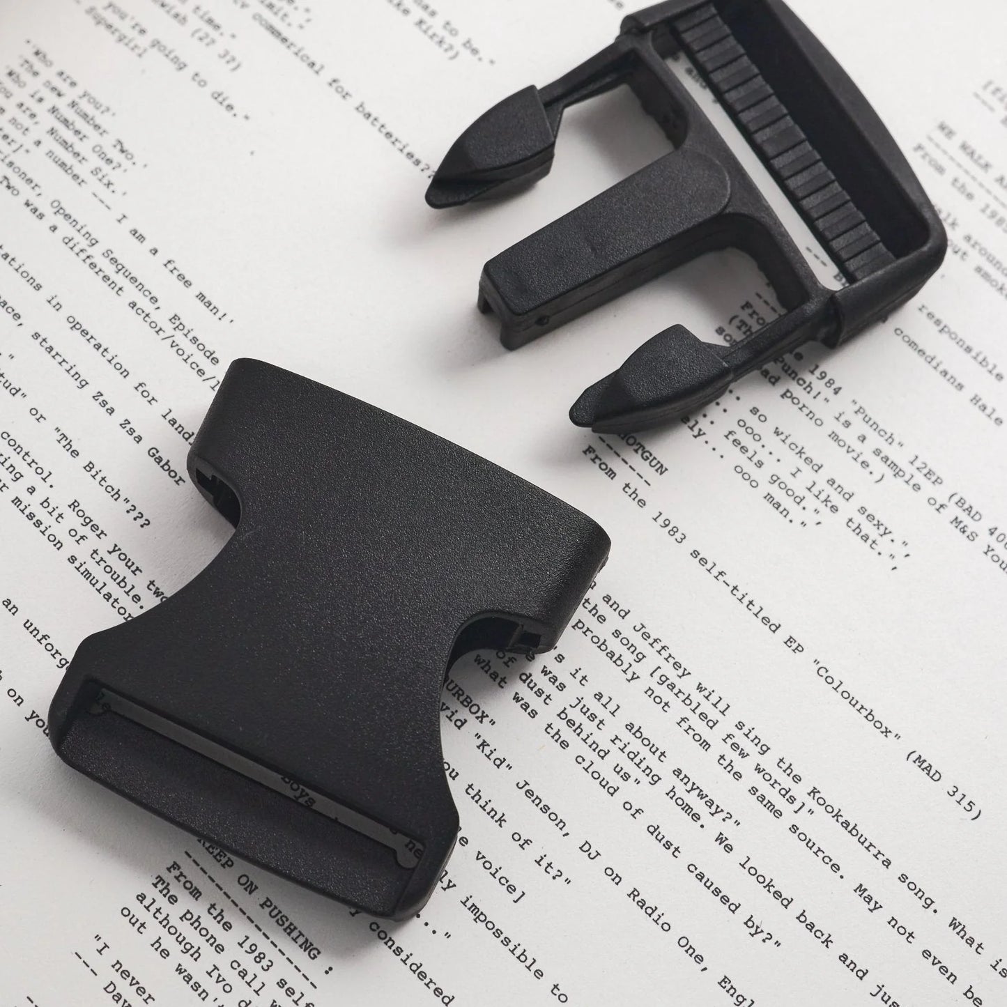 プラスチックサイドリリースバックル 38mm 5個入り プラスティック製 バッグ・リュック用 mg0229-38