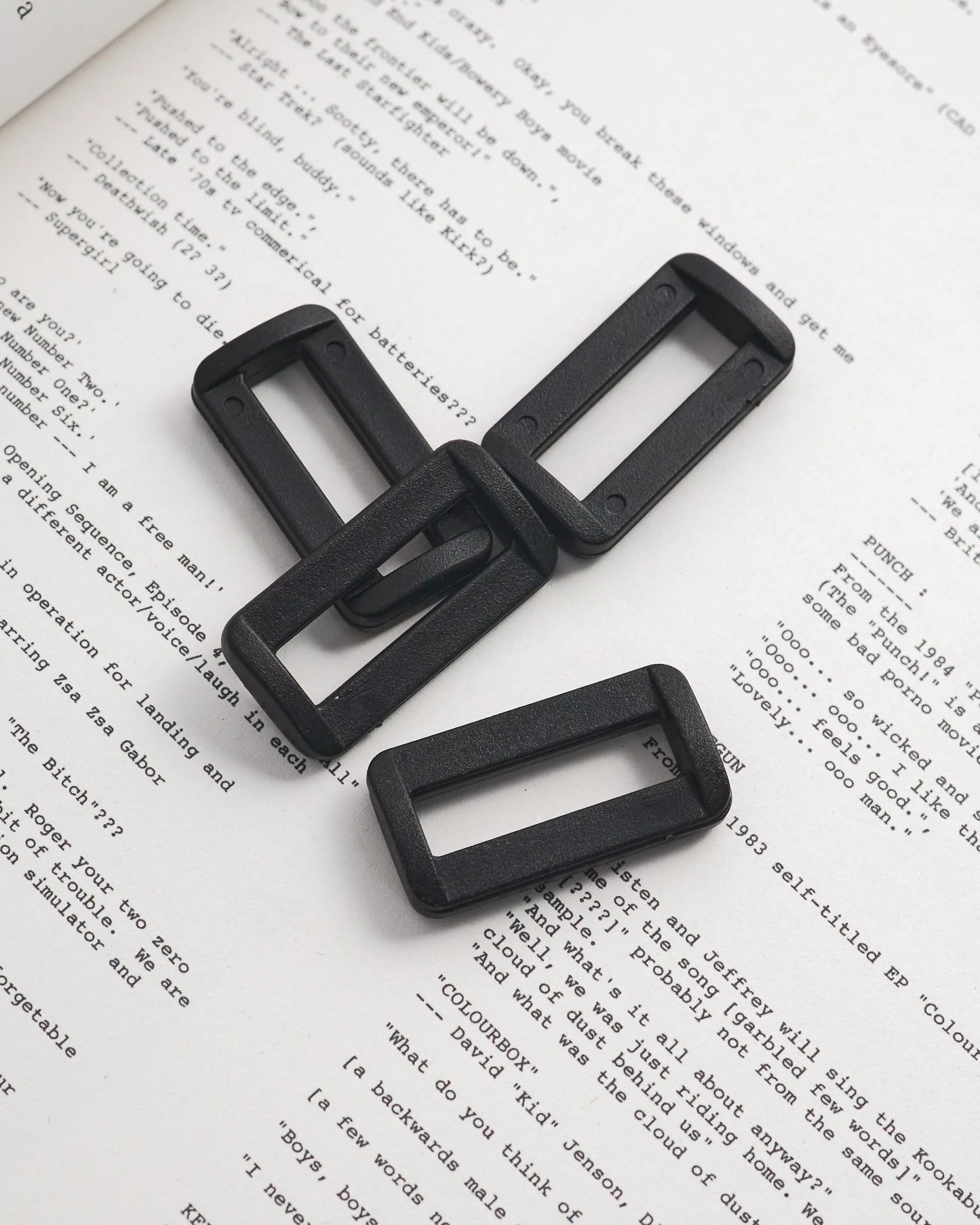 プラスチック手カン 25mm 5個入り プラスティック製 バッグ・リュック用 mg0230-25