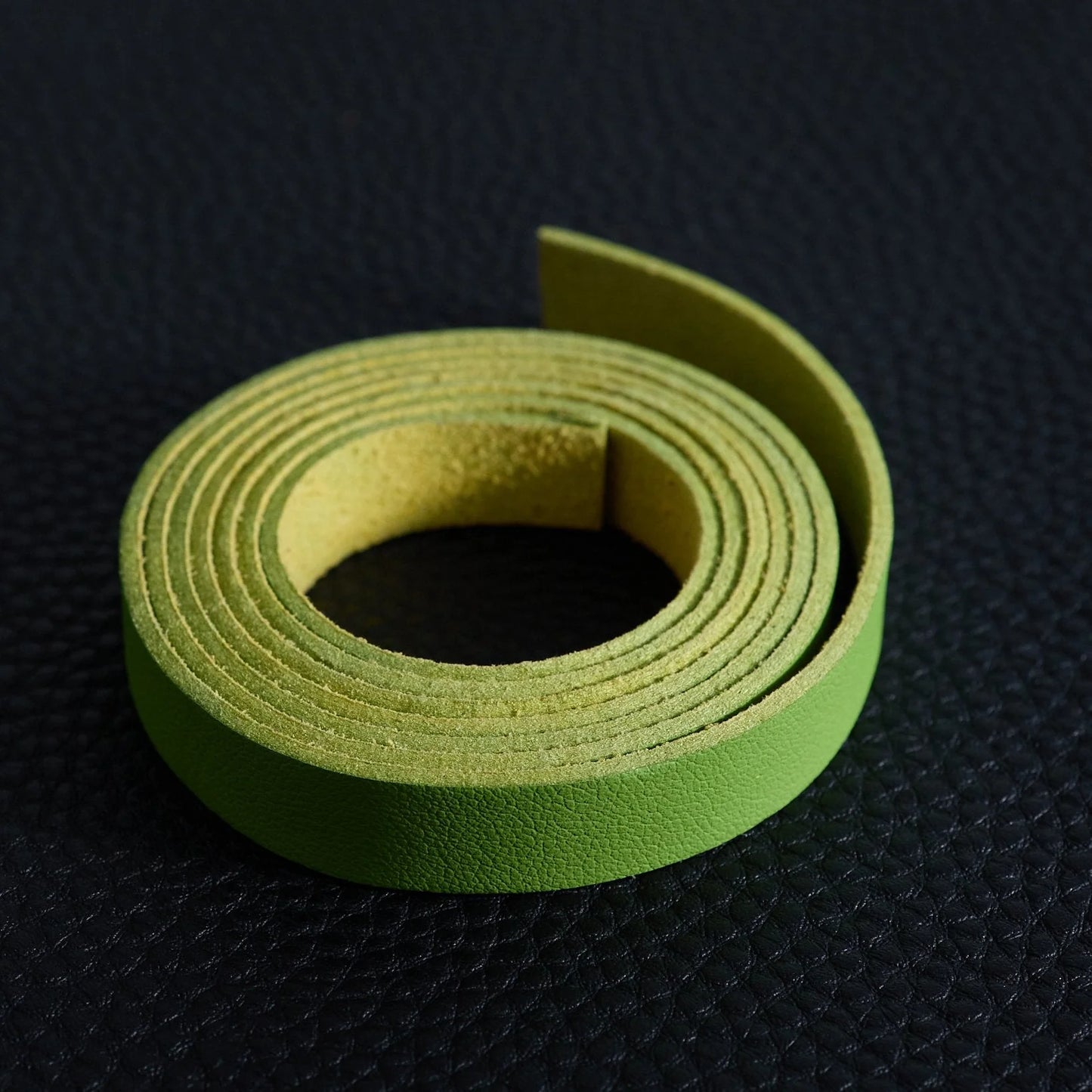 合皮テープ 幁10mm 厚1.5mm 1m/巻 全12色 mg0112