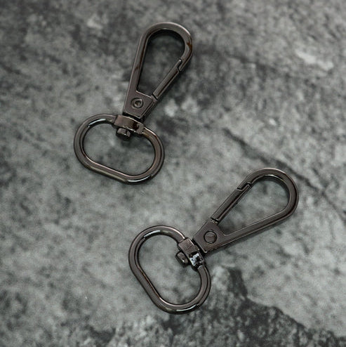 ナスカン 尾内径 約20mm 4個入り mg0220-20まとめ買い 業務用 問屋 お徳用 作家 バッグ カバン 金具 フック ゴールド シルバー ブラック キーホルダー パーツ 持ち手 ショルダー 回転 クリップ DIY ハンドメイド 手芸 手作り