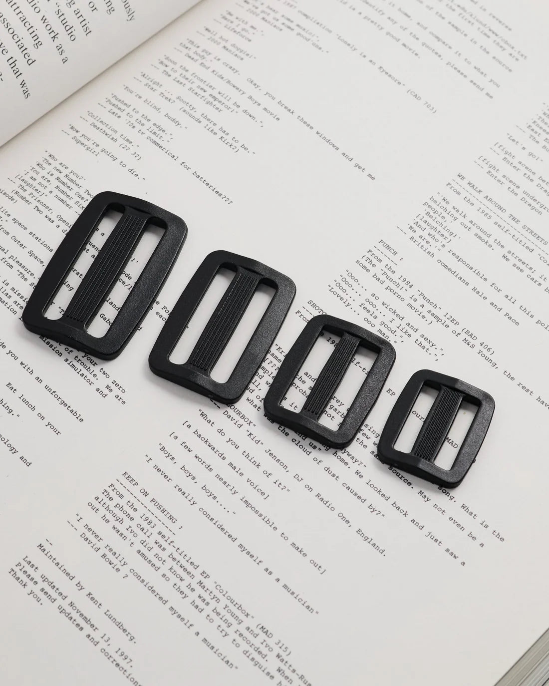 プラスチックバックル 25mm 5個入り バッグ・リュック用 mg0231-25