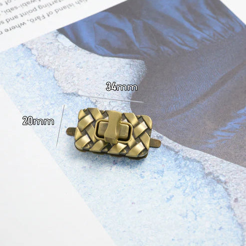 ひねり金具 約34mm×20mm mg0198