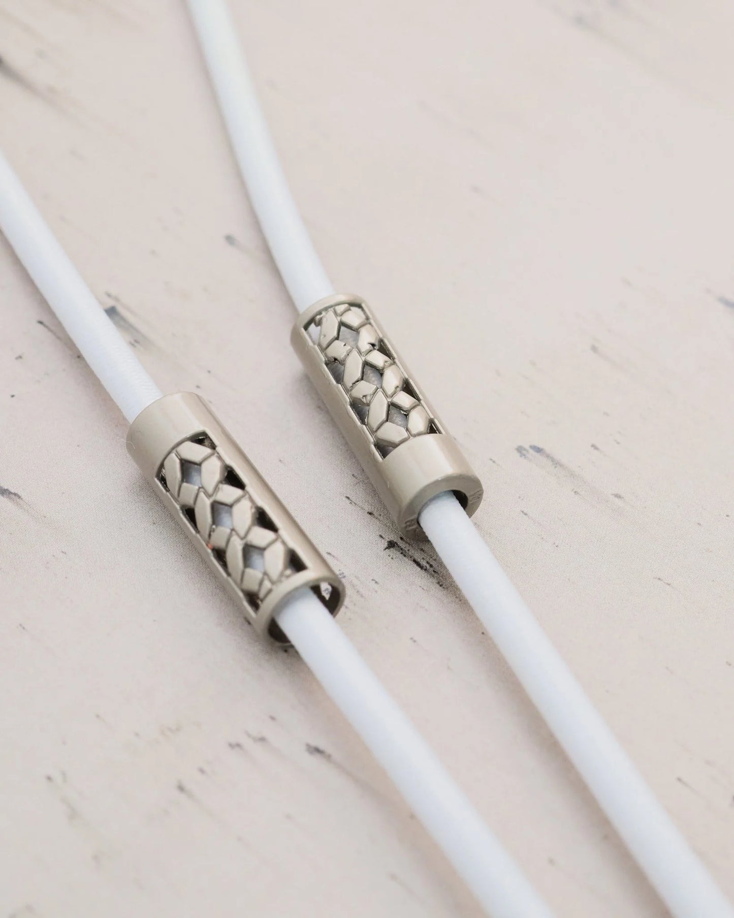 メタル ループエンド 両端異径 穴径紏3.5mm/5mm 4個入り mg118-29