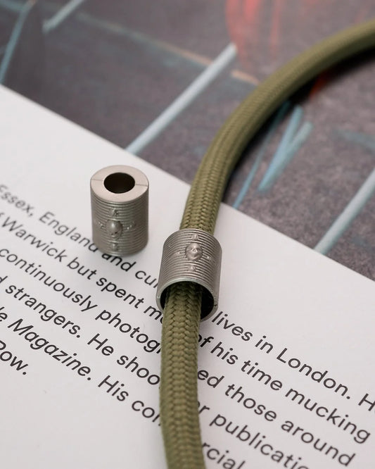 メタル ループエンド 両端異径 穴径紏4.5mm/8mm 4個入り mg118-34
