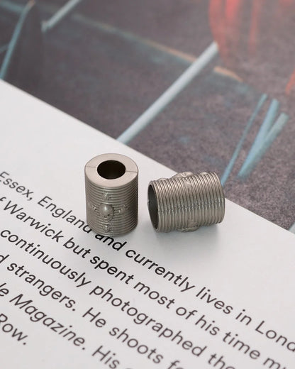 メタル ループエンド 両端異径 穴径紏4.5mm/8mm 4個入り mg118-34