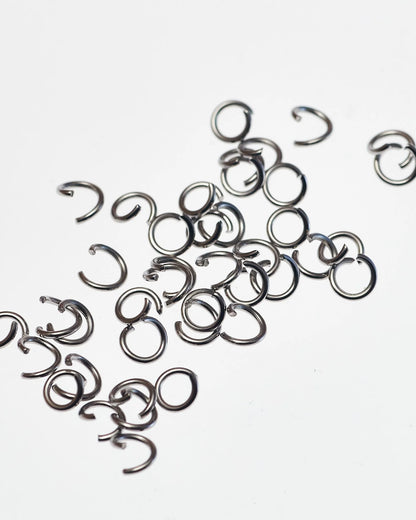 丸カン 4mm 鉄製 200個入り レザークラフト金具 mg0081-４