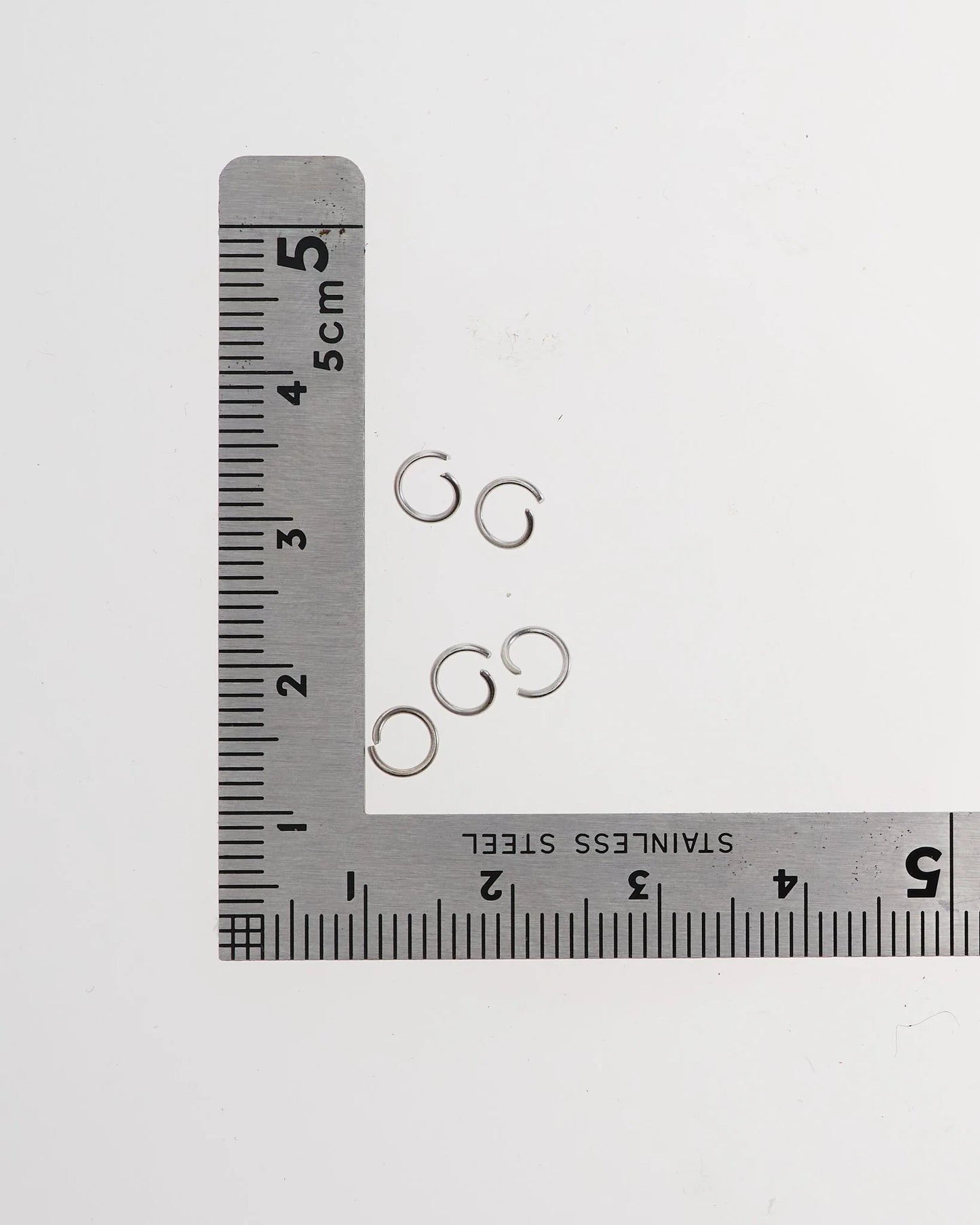 丸カン 5mm 鉄製 200個入り レザークラフト金具 mg0082-5