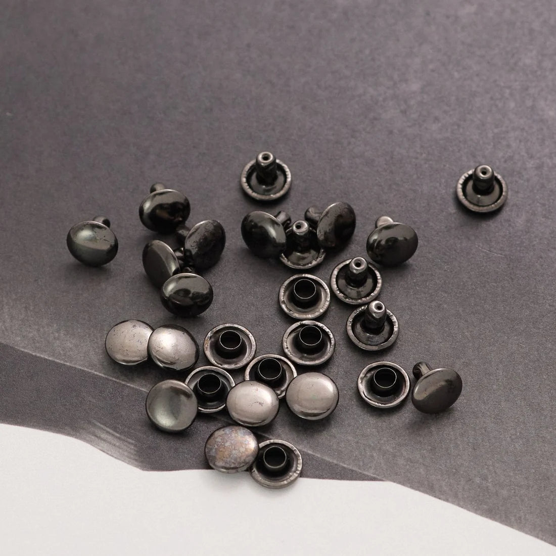 両面カシメ 8mm 鉄製 100個入り レザークラフト金具 mg0001-8