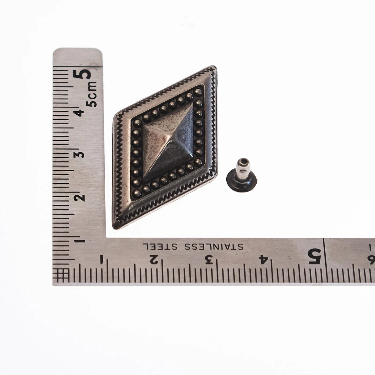 飾りカシメ 合金製 39×22mm 10組 MG0034