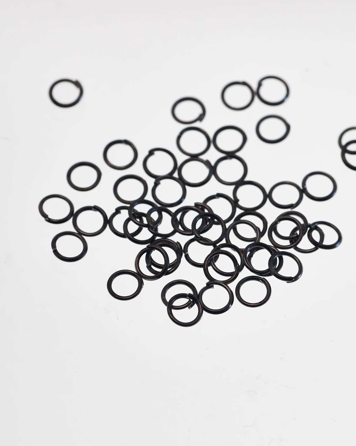 丸カン 4mm 鉄製 200個入り レザークラフト金具 mg0081-４