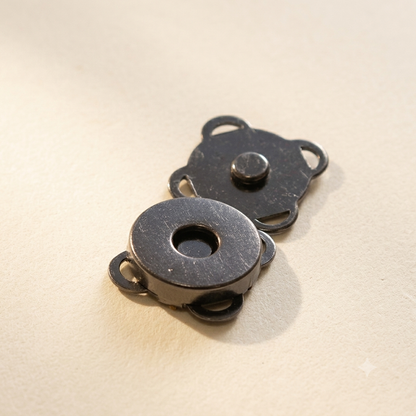 マグネットホック 縫い付けタイプ 直径18mm 10組入り | mg0092-1 鉄製 レザークラフト用
